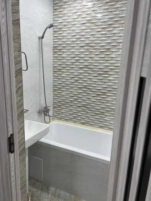 Сдаётся квартира в массив Киет**