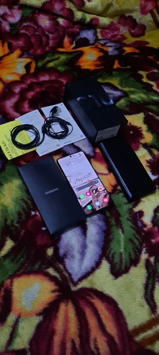 Продам самсунг с10 лайт