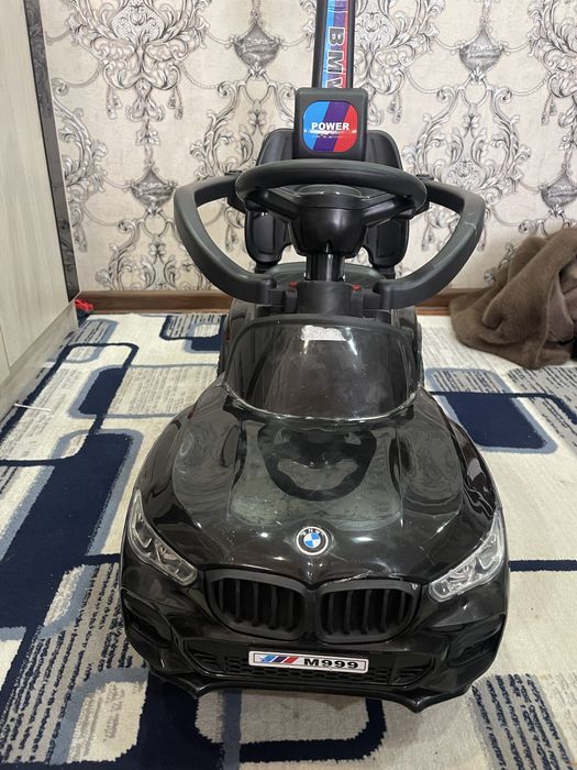 Детская машина черная