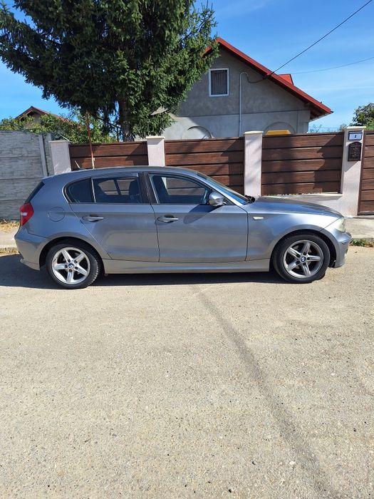 Vând BMW seria 1 , an fabricație 201. 1