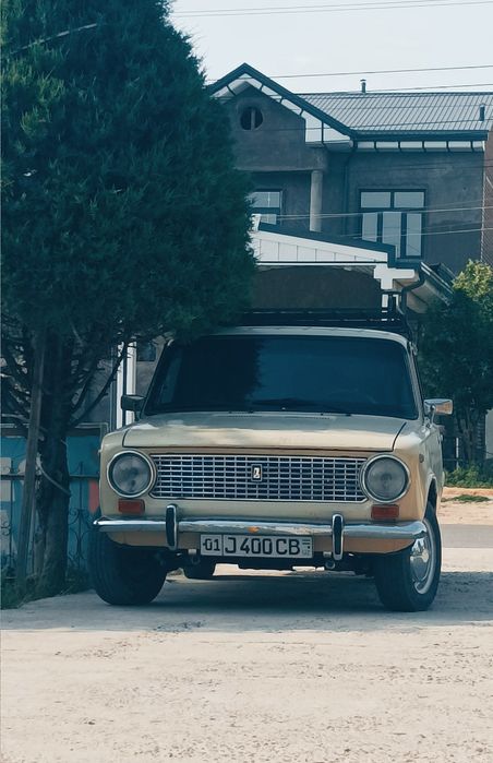 vaz 2102 sotiladi 1985 yili
