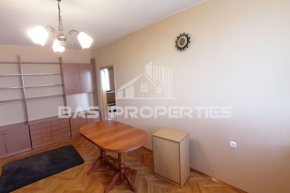 Дава се под наем Четиристаен апартамент в София, Люлин 3 - 96 кв.м за 665 € - Снимка #1