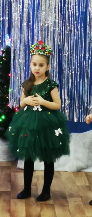 Продам костюм ёлочки