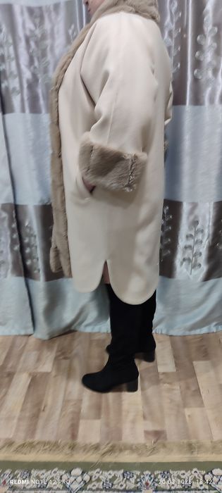 Демисезонное пальто