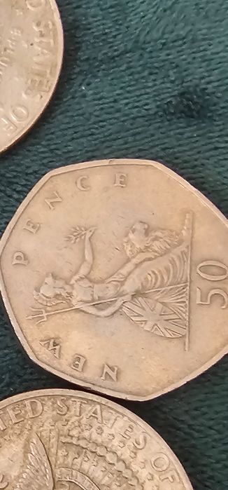 1969 Elizabeth ll  50 new pence