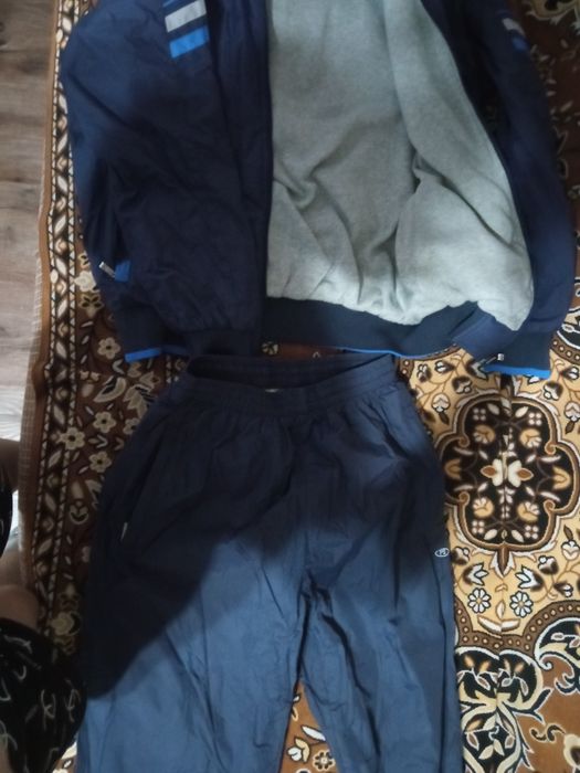 Спортивный костюм