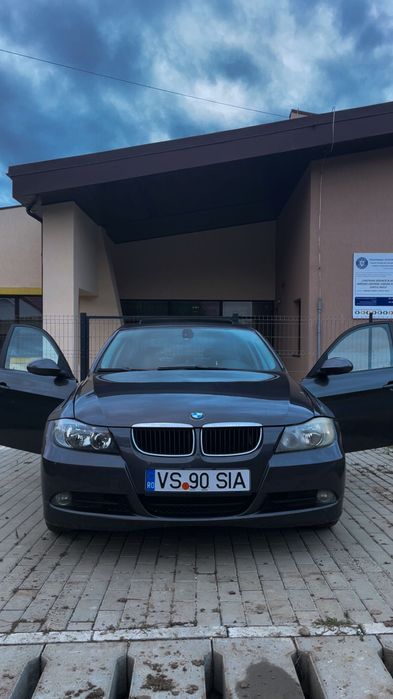 BMW E90 2.0 diesel, bine întreținut