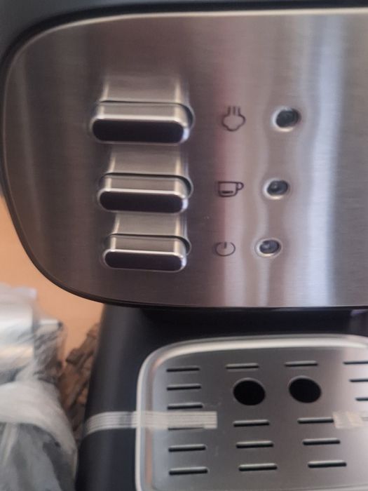 Кафе машина ElSay за еспресо и капучино – работи перфектно, много запа