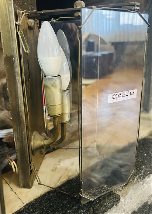 Два броя комплект или по отделно лампи с крушки