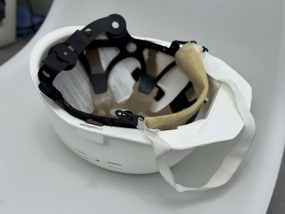 Строительные каски