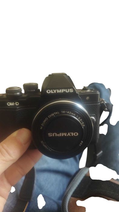 Olympus OM-D E-M10 Mark II и Olympus M.Zuiko Digital ED 14-42mm f/3.5-5.6 EZ