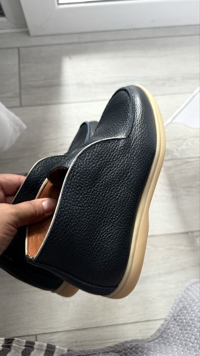 Лоферы кожаные 38