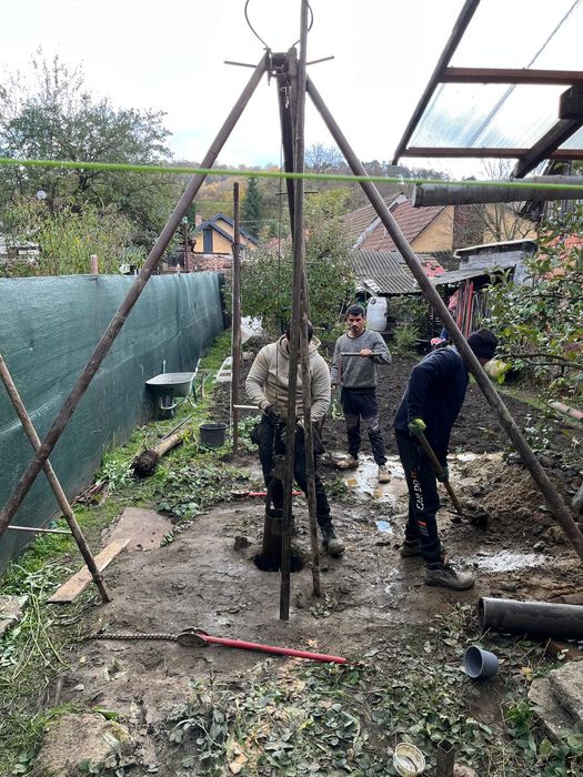 Foraje puțuri apă denisipare curățări adânciri