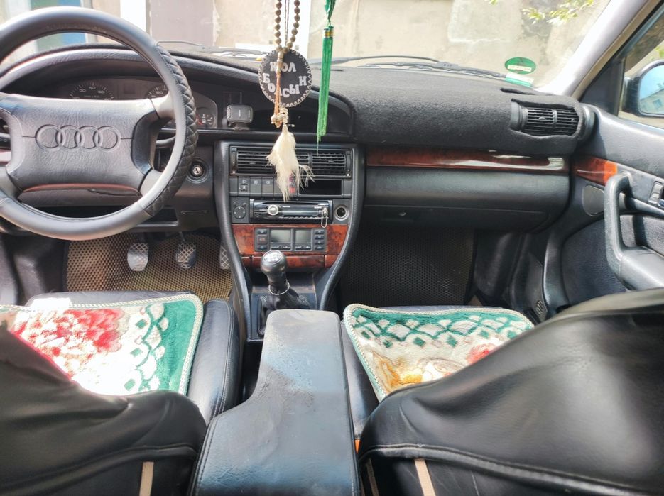 Продам Ауди 100 с 4 2.6