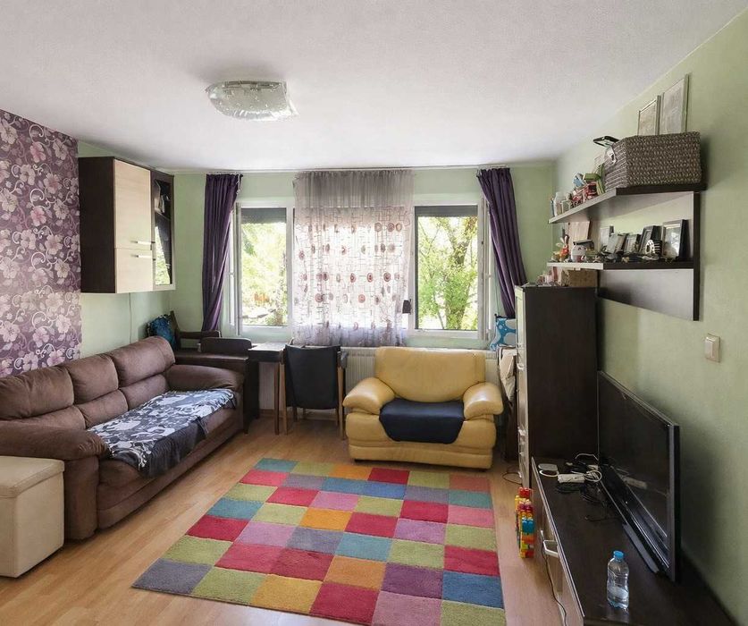 Двустаен за продажба в ж.к. Надежда 4