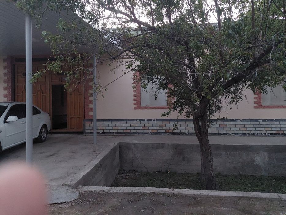 Tayyor kirib yashash uchun hovli