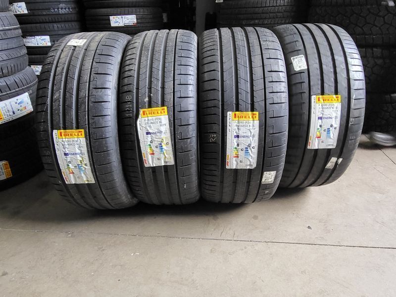 315/35/22//275/40/22 Pirelli Lotus Eletre