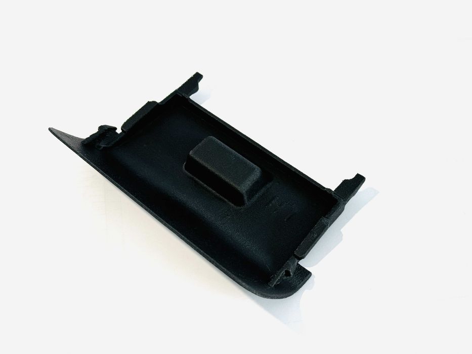 Opel Insignia Country Tourer - Панели на отвори за крик