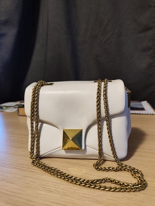 Чанти в разнообразен асортимент