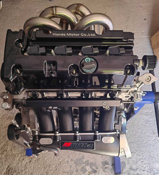 Honda K20 двигател и много части!