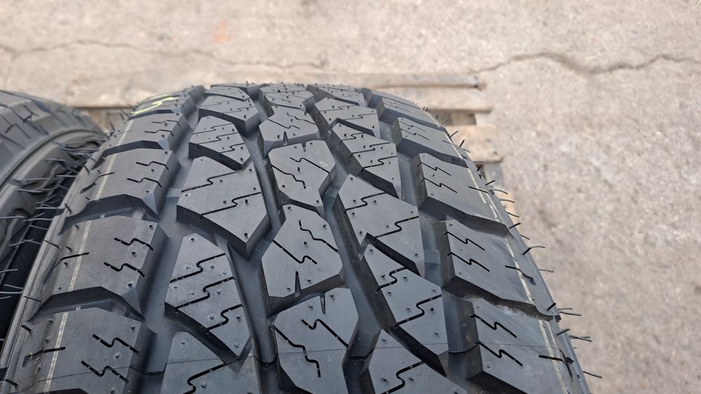 2бр. Джипови 235/65/16 Triangle Agile X A/T