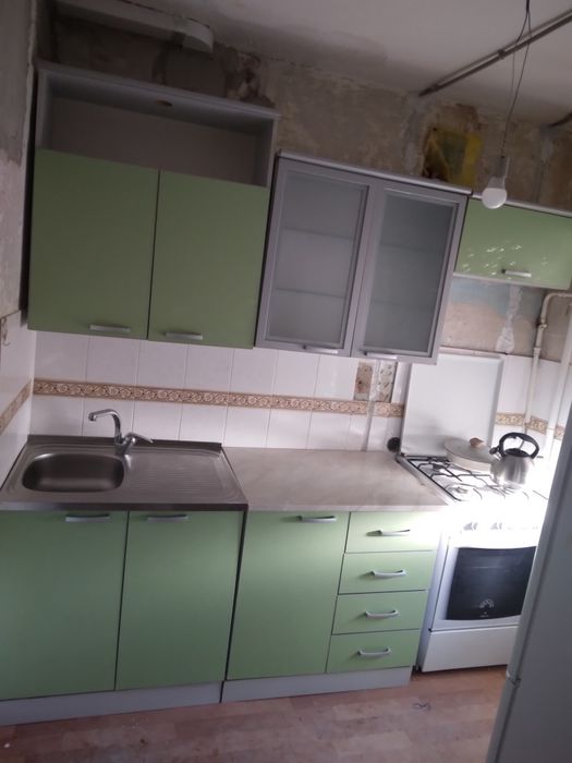 Кухонный  гарнитур