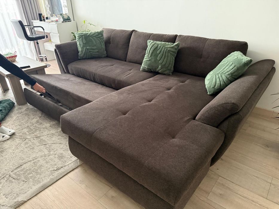 Coltar extensibil cu lada de depozitare