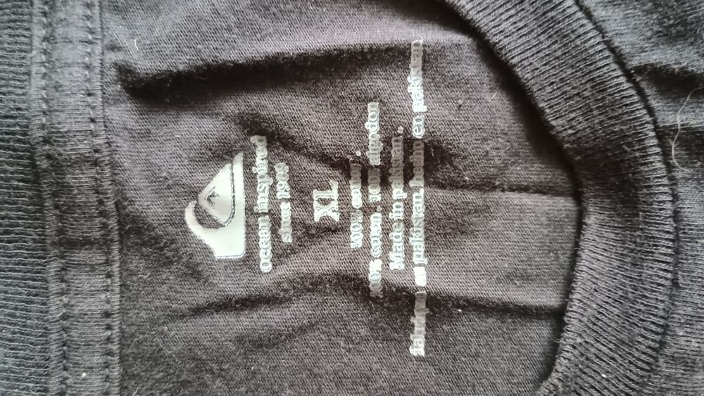 Продвам  тишърт Quiksilver от серията ocean inspiried ,размер  Xl