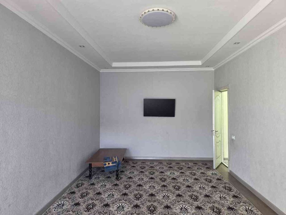 Sergeli 3 metro bekati 3 xonali kvartira ijaraga 95 kv/m faqat oila
