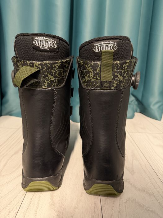 Boots Snowboard 43,5 Ride Fuse Boa + siret.