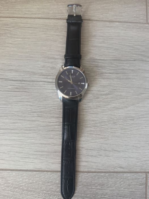 Продам часы, Casio — классические мужские часы Оригинал Casio