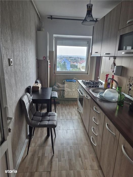 Apartament modern 2 camere cu balcon zona Vasile Aaron