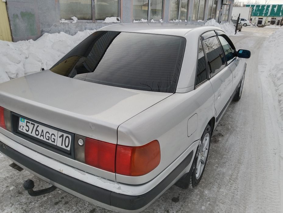 Продам Ауди 100 С4