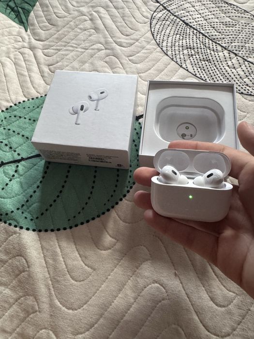Airpods 2 pro noi noute