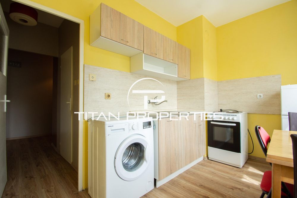 Дава се под наем Двустаен апартамент в София, Люлин 6 - 70 кв.м за 435 € - Снимка #3