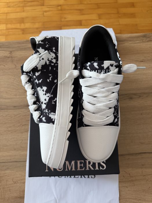 Numeris marimea 44