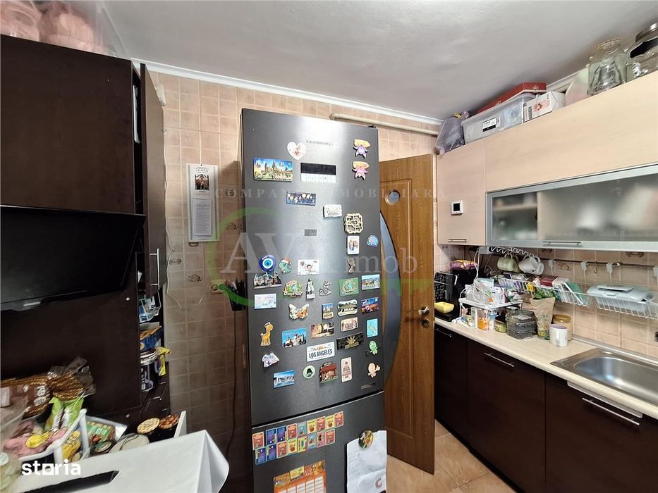 Apartament 3 camere decomandat zona  Neagoe Voda