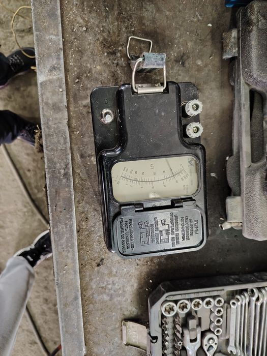 Продам мегаомметр