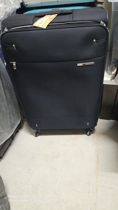 голям текстилен куфар Samsonite Base Boost Spinner
