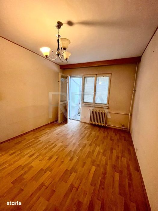 Apartament 3 camere dec Berceni /  Emil Racovita