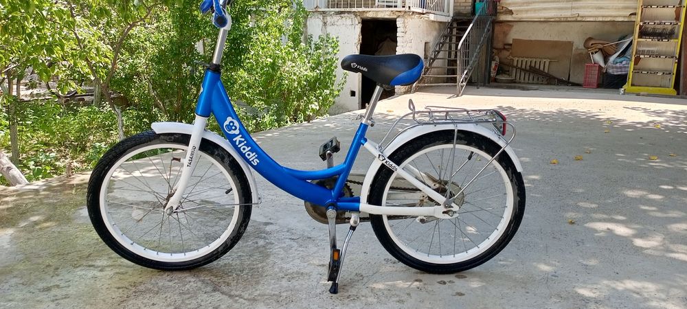Velosiped kiddis yarim narxda
