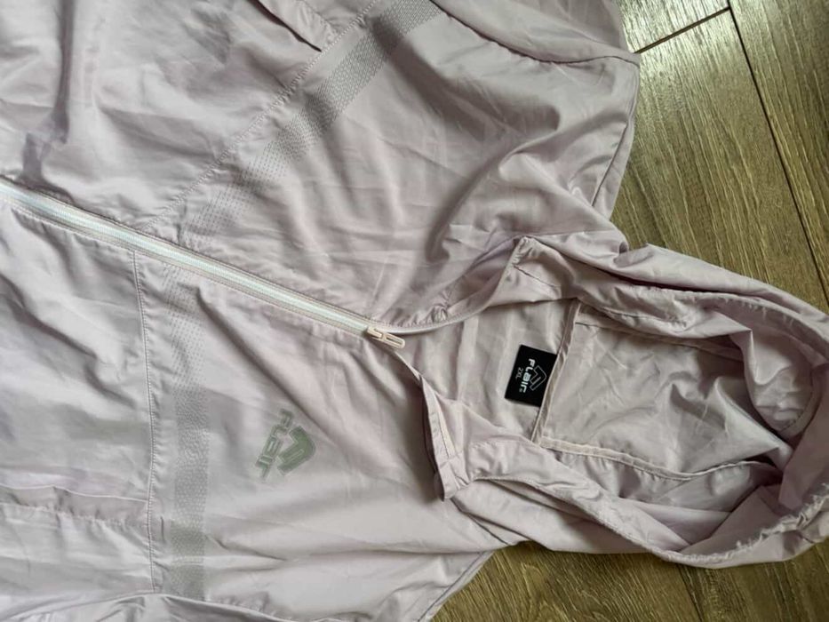 Дамска ветровка flair нова