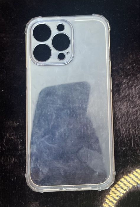 Чехлы на IPHONE 13 pro.