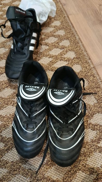 Продам бутсы футбольные умбра