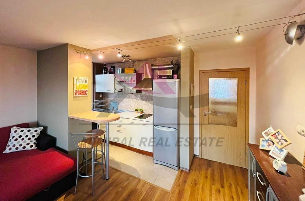 Дава се под наем Тристаен апартамент в Варна, Младост 1 - 70 кв.м за 511 € - Снимка #5