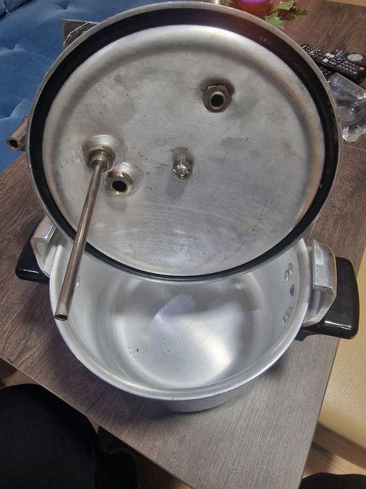 Руски чайник за бързо правене на чай.