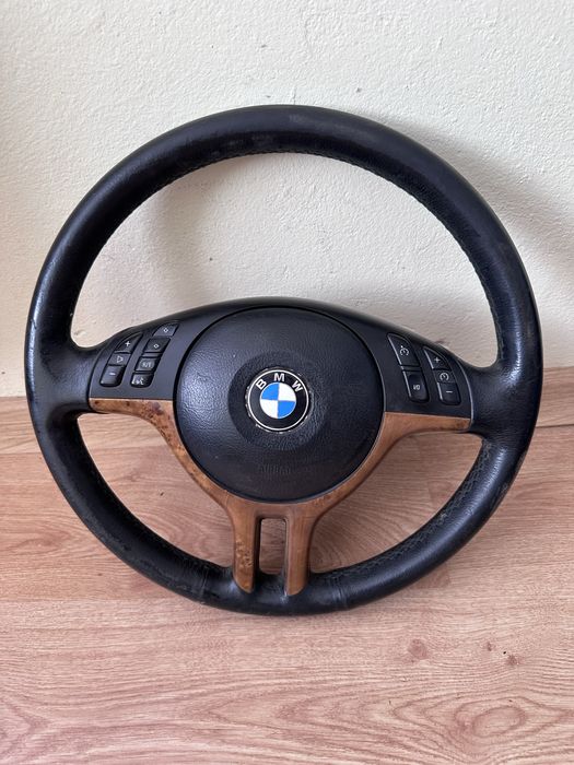 Волани от различни модели