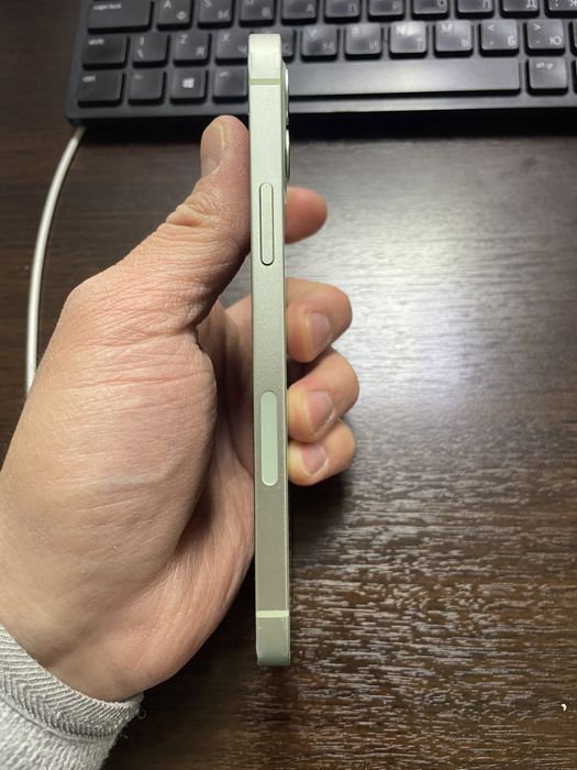 Iphone 12 продам