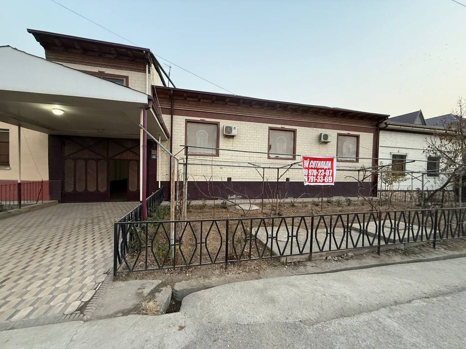 Xovli sotiladi продаётся участка