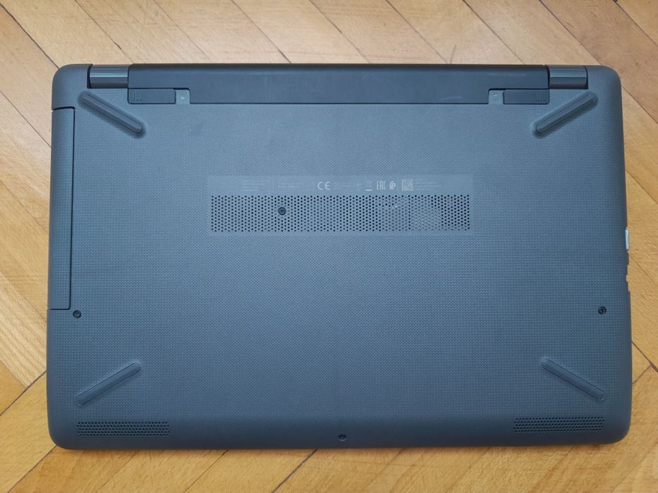 Laptop HP 250 G6